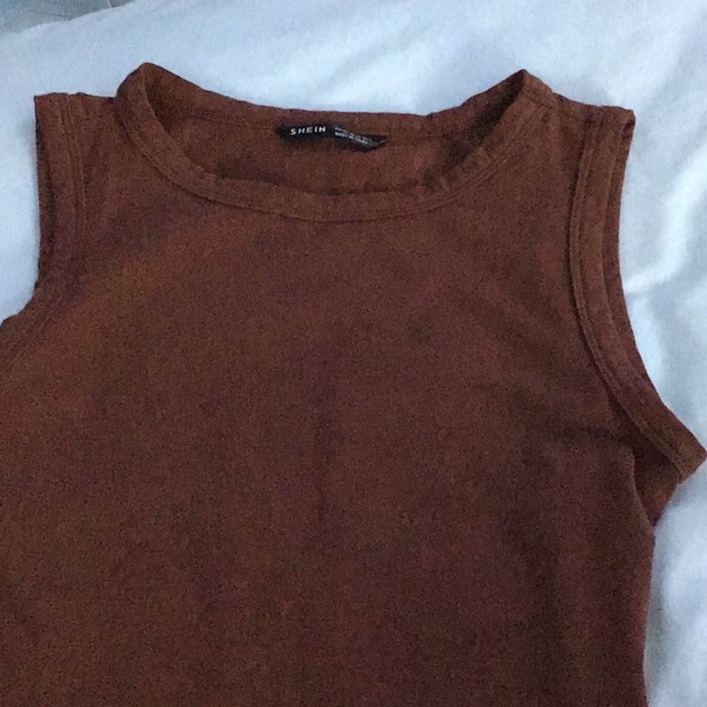 brown crop tank top